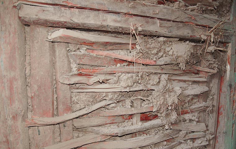 Lehmwand im Hölderlin-Haus